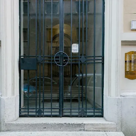 Appartement Sweet Number 12 *
